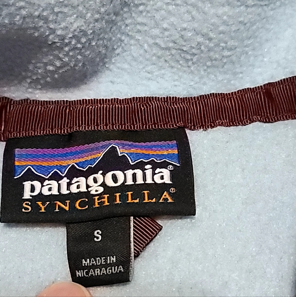 Wms S, Patagonia Synchilla Light Blue and Amber Fleece Pullover - Picture 5 of 8